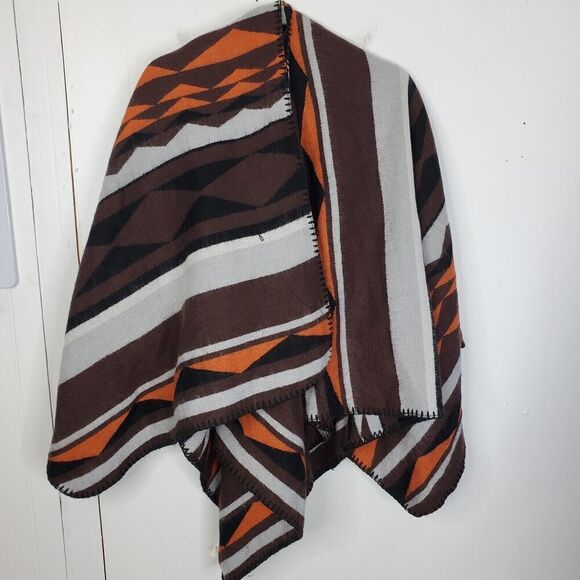 Old Navy Sweaters - Old Navy Southwestern Poncho Western Farm Warm Aztec Fall Hayrack Womens OS